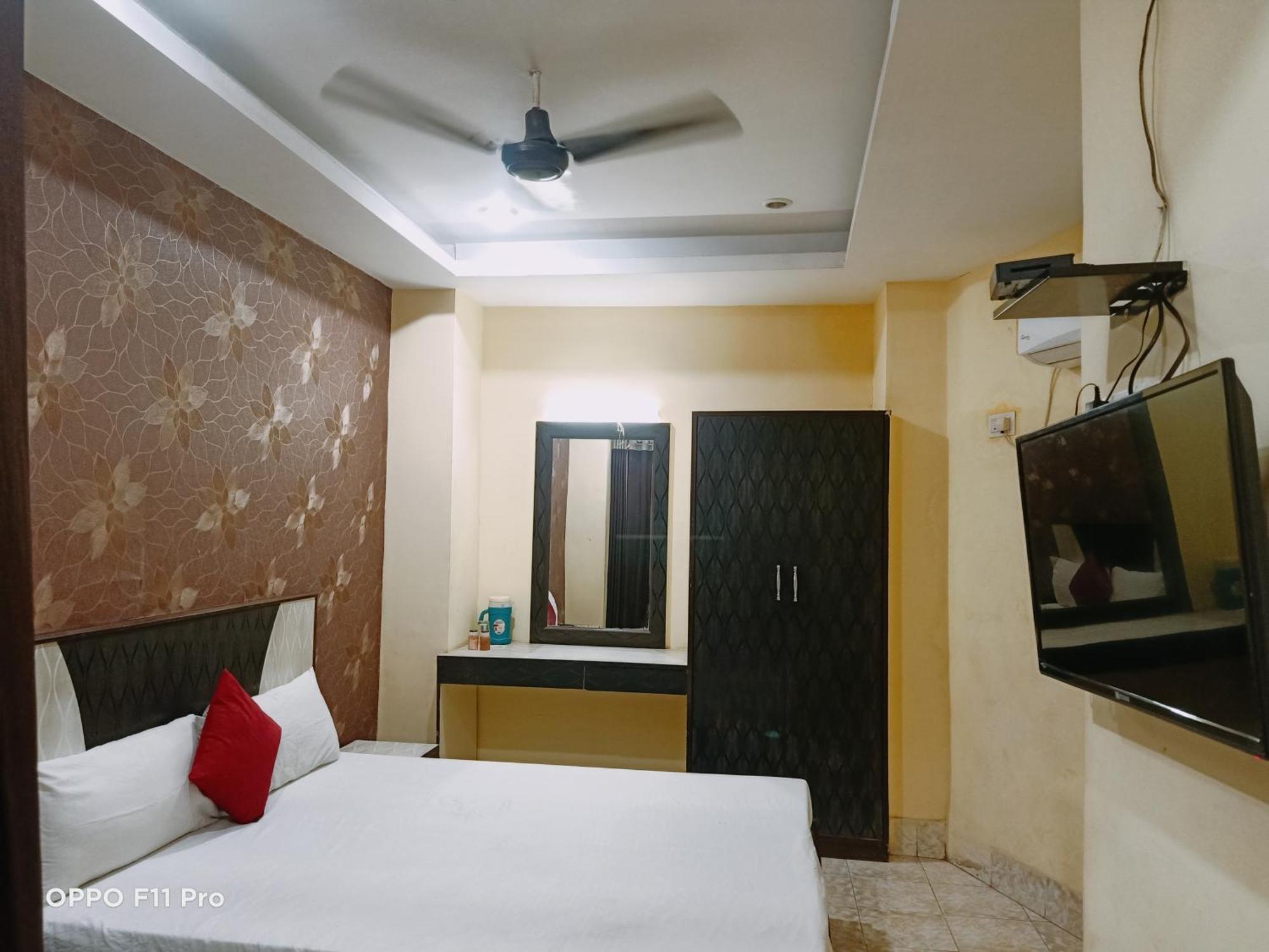Hotel Ambassador Inn Gwalior Exterior foto